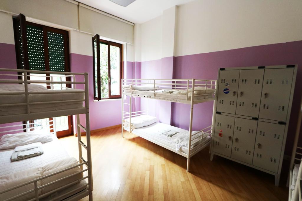 Panda Hostel Милан Экстерьер фото
