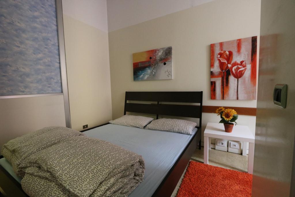 Panda Hostel Милан Экстерьер фото